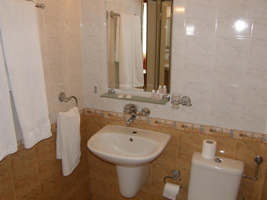 Philippopolis Hotel Plovdiv Szoba fotó